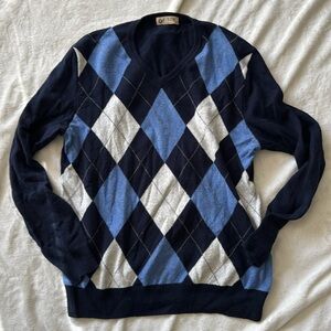 J Crew Men’s Argyle V Neck Sweater-size S